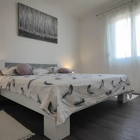 Apartman With A Parking Space - 23057 Zadar